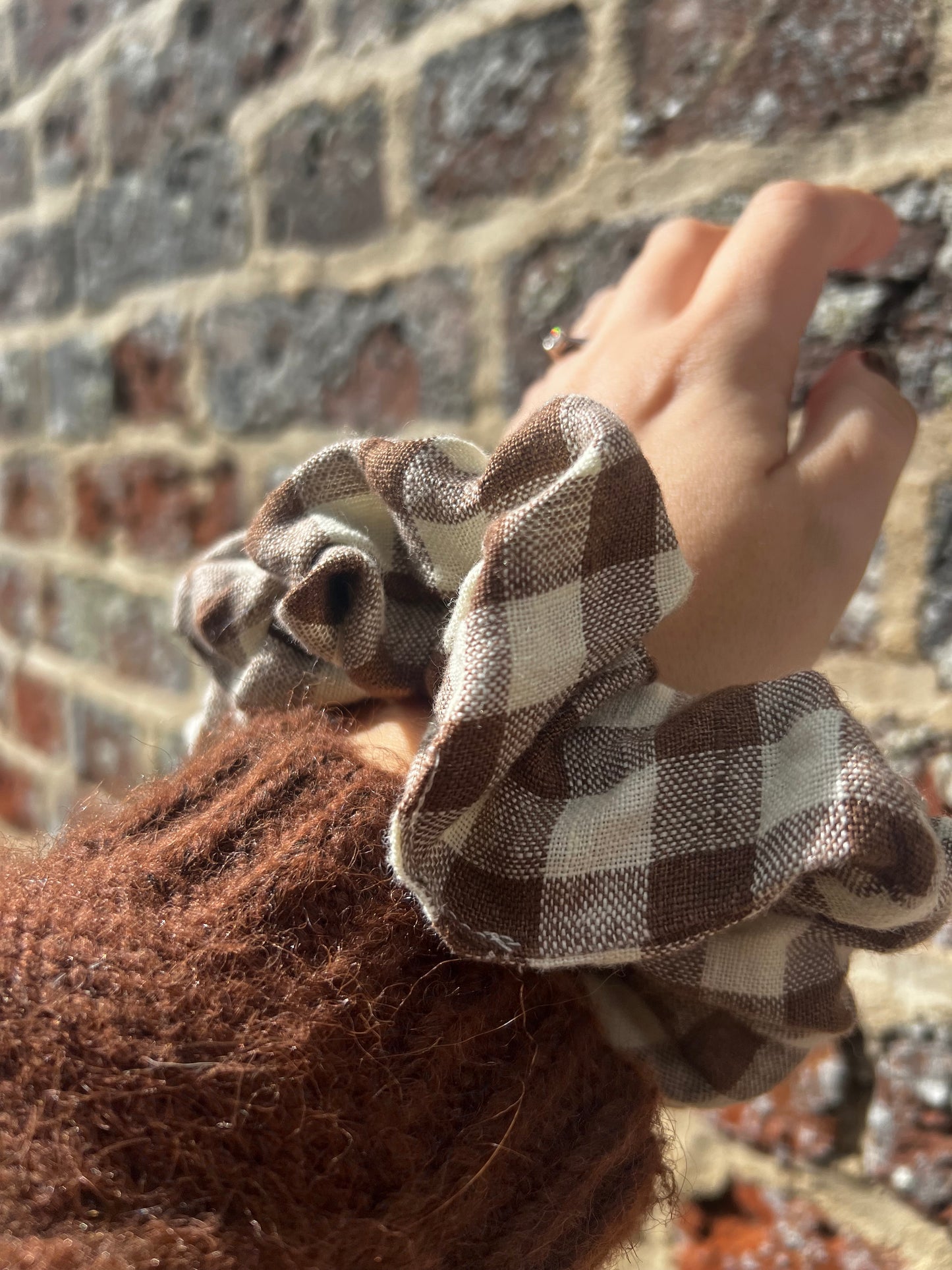 Luxury gingham linen scrunchie - Brownie
