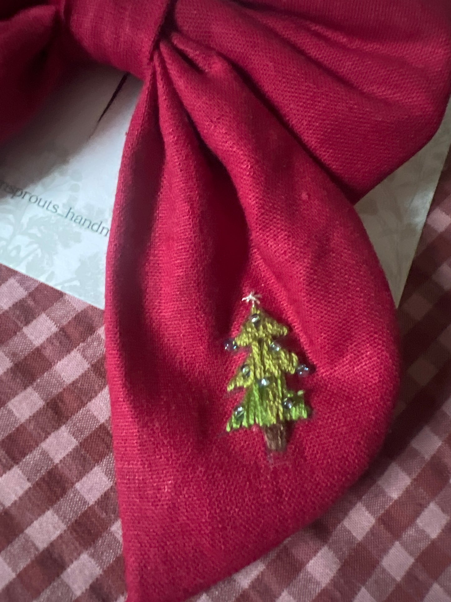 Hand Embroidered linen bow