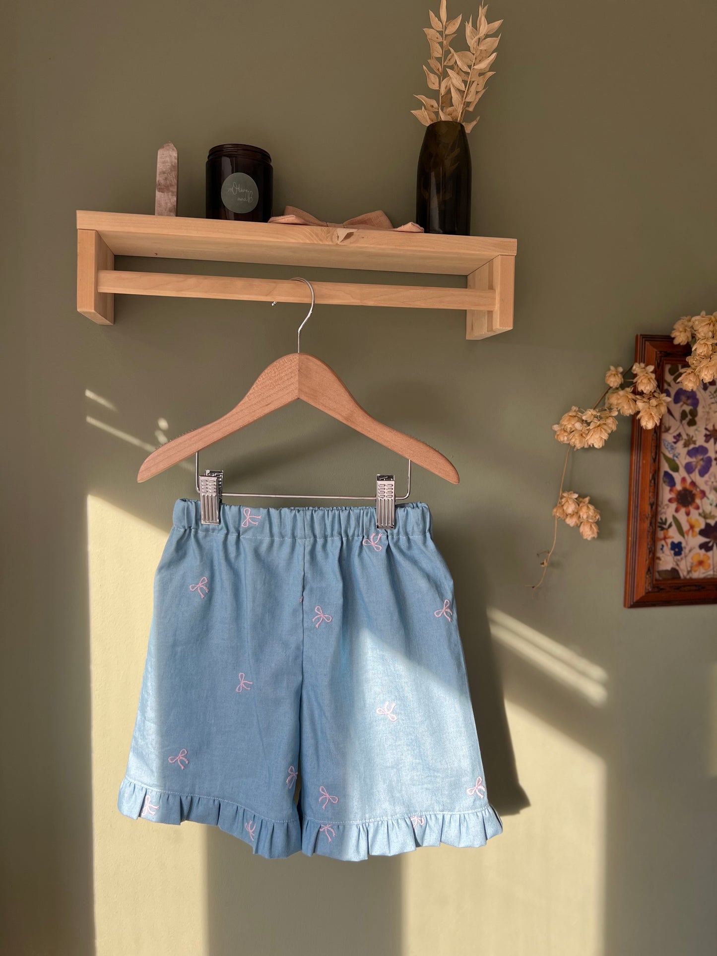 Bow cotton frill shorts