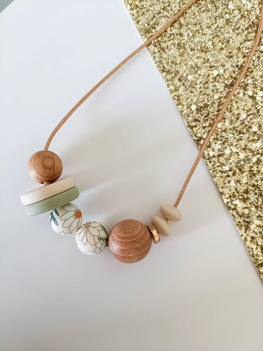 Blossy- Boho Bloom Necklace
